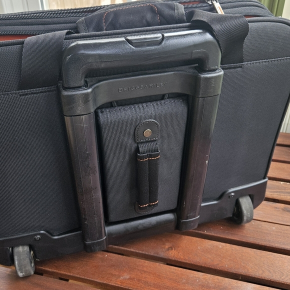Briggs & Riley expandable briefcase, large - Picture 8 of 8